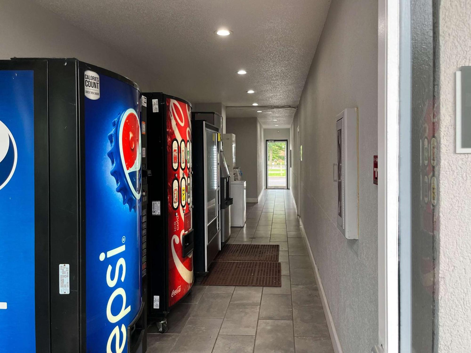 Motel 6-Lafayette, In Экстерьер фото